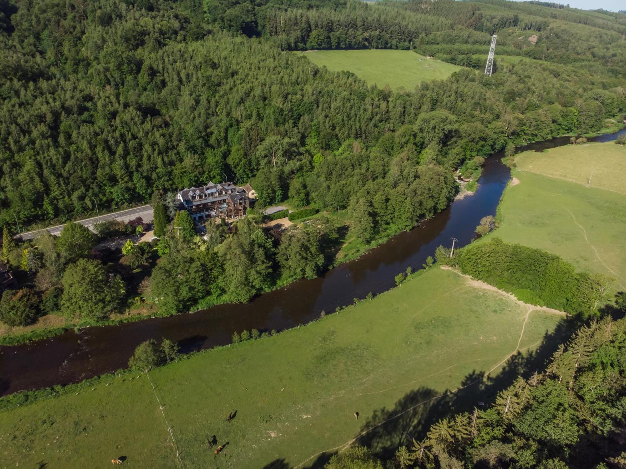 L'Insolite Par La Claire Fontaine Villa La-Roche-en-Ardenne Exteriör bild